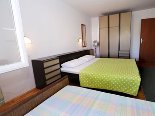 Apartment Okrug Gornji  19