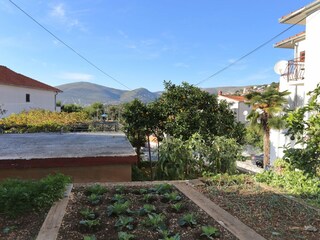 Apartment Okrug Gornji  26