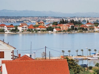 Holiday house Sutomišćica  2