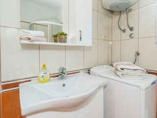 Apartment Necujam  18