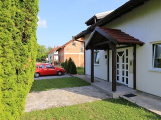 Apartment Rakovica  8