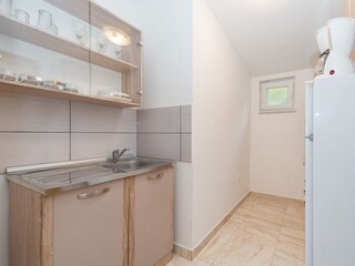 Apartment Povljana  8
