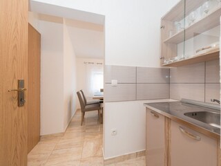 Apartment Povljana  9