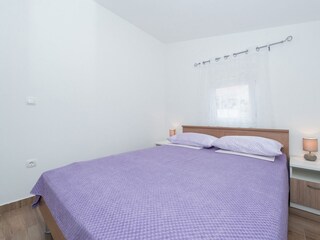 Apartment Povljana  12