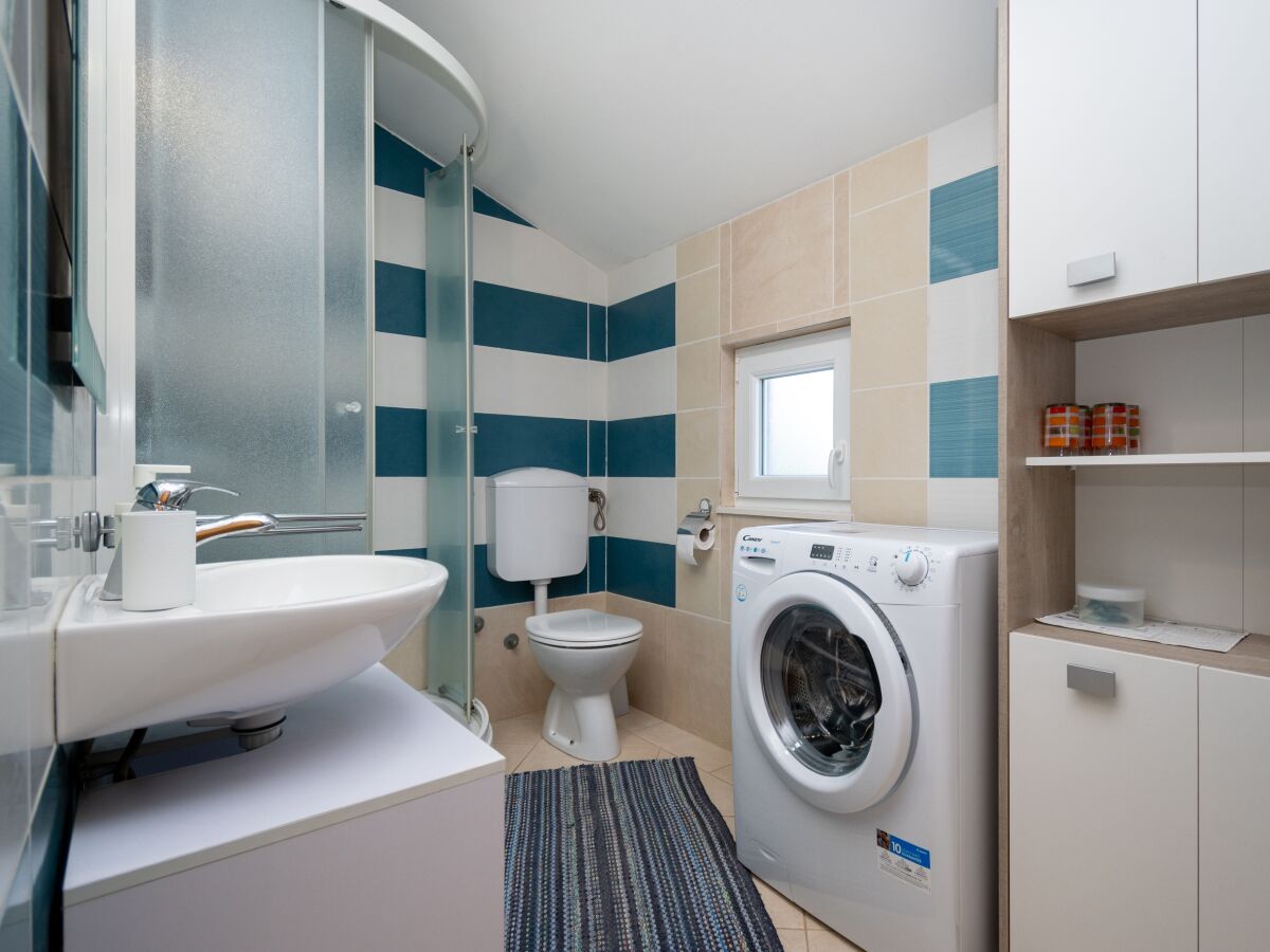 Apartment Privlaka 24