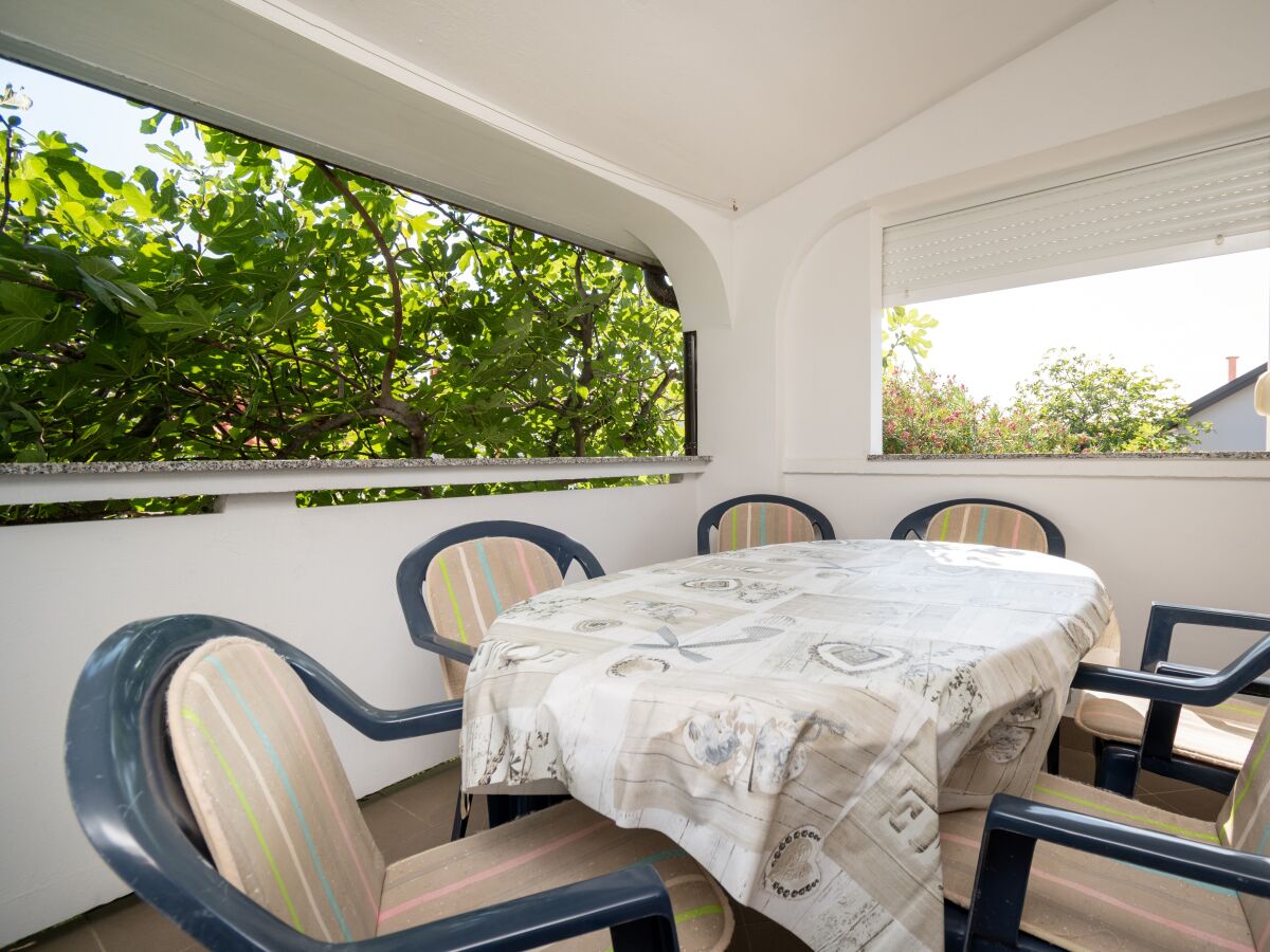 Apartment Privlaka 28