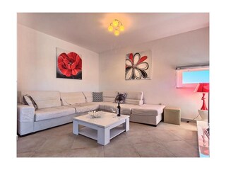 Apartment Okrug Gornji  5