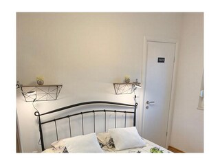 Apartment Okrug Gornji  10