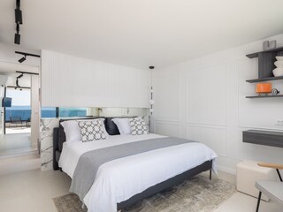 Villa Okrug Gornji  1