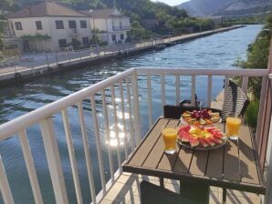 Two bedroom apartment with balcony Rogotin, Neretva Delta - Ušće Neretve A-23141-a