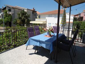Apartment Two bedroom apartment with terrace Vodice A-12721-a