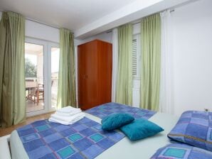 Two bedroom apartment with terrace and sea view Rogoznica A-17129-b