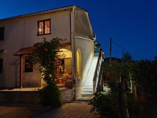 Apartment Ugljan (Ort)  2