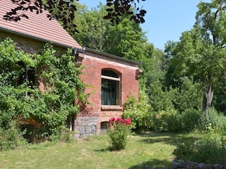 Gartenansicht (Sommer)
