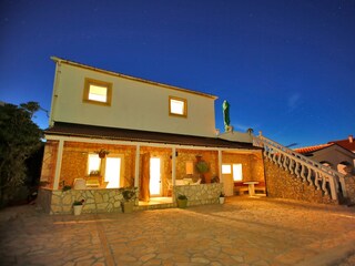 Apartment Povljana  3