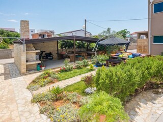 Apartment Povljana  3