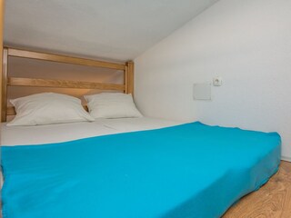 Apartment Povljana  10