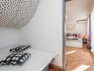 Apartment Povljana  4