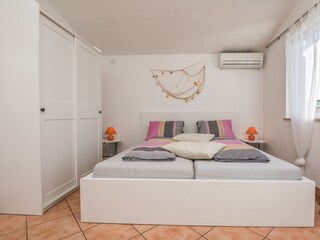 Apartment Povljana  10