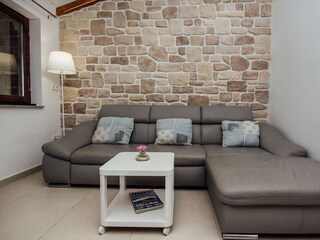 Apartment Povljana  6