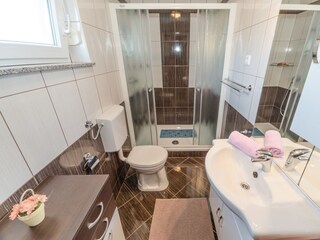 Apartment Povljana  13