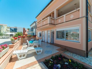 Apartment Povljana  16