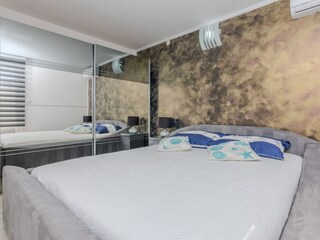 Apartment Povljana  13