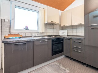 Apartment Povljana  8