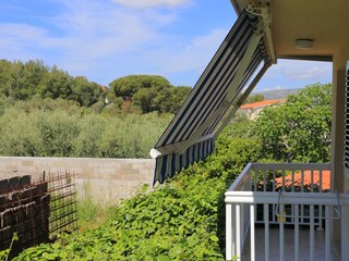 Apartment Arbanija  32