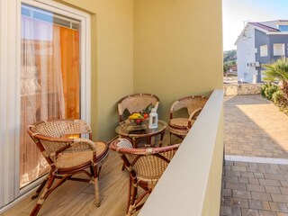 Apartment Povljana  15