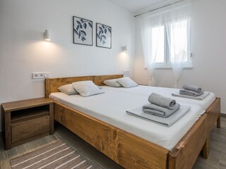 Apartment Povljana  11