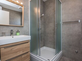 Apartment Povljana  15