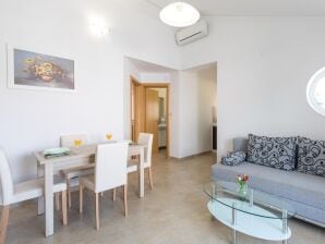 One bedroom apartment with balcony Malinska, Krk A-19371-d