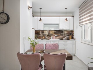 Apartment Povljana  8