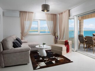 Apartment Povljana  1