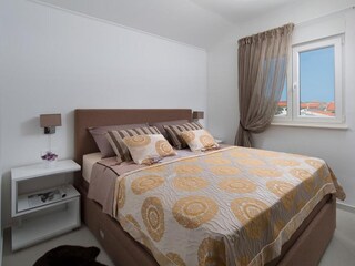 Apartment Povljana  8