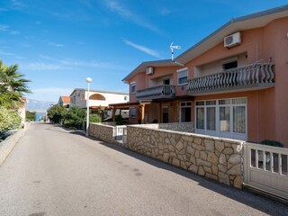 Apartment Povljana  7