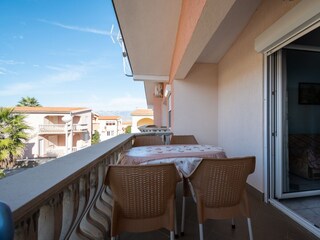 Apartment Povljana  32