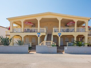 Apartment Privlaka  2