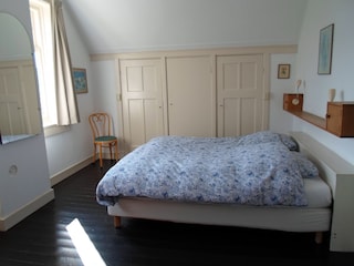 großes Schlafzimmer