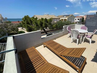 Apartment Povljana  18