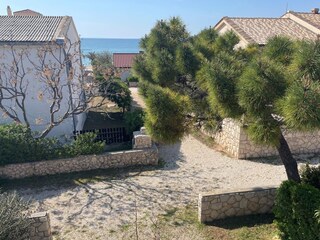 Apartment Povljana  24