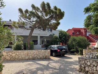 Apartment Povljana  3