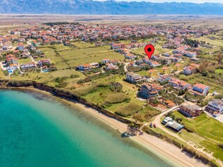 Apartment Povljana  4