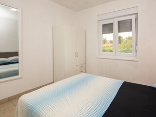 Apartment Povljana  10