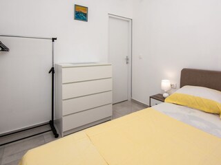 Apartment Povljana  8