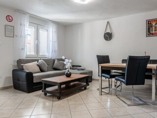 Apartment Povljana  6