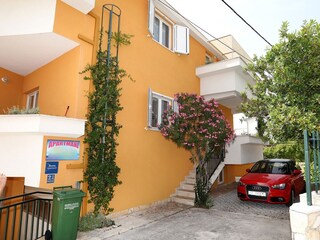Apartment Okrug Gornji  5