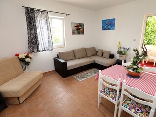 Apartment Okrug Gornji  6