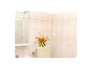 Apartment Okrug Gornji  12